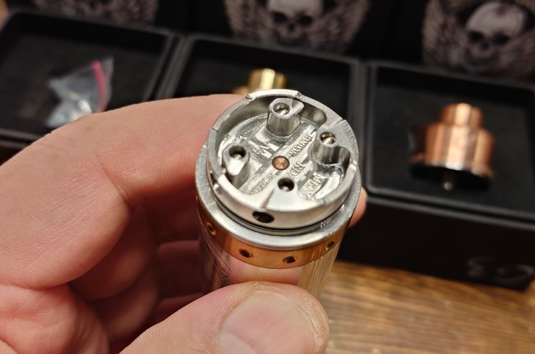 ばくえんどう　爆煙堂　BAKUENDO　Vape　ベイプ　電子タバコ MRN KADNAP